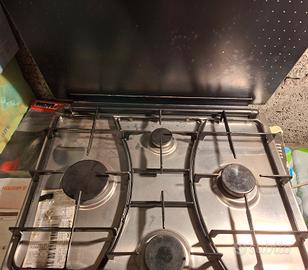 piano cottura ariston