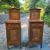 Comodini con ripiano in marmo