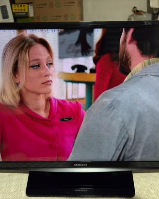 TV Samsung 28" UE28H4000AK – con difetti