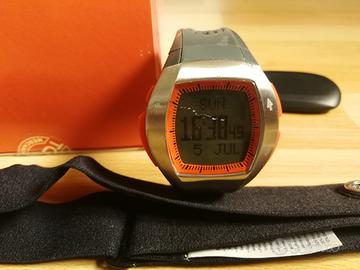 Cardiofrequenzimetro con fascia