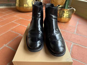STVALETTO TREMP IN PELLE NERA TG. 42