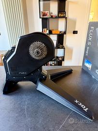 Rullo smart Tacx Flux S Smart T2900S