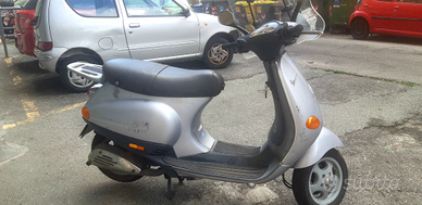Vespa ET2