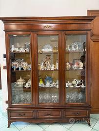 Grande vetrina in legno 3 ante – Stile classico