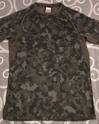 T-shirt Domyos (size S) verde militare camouflage
