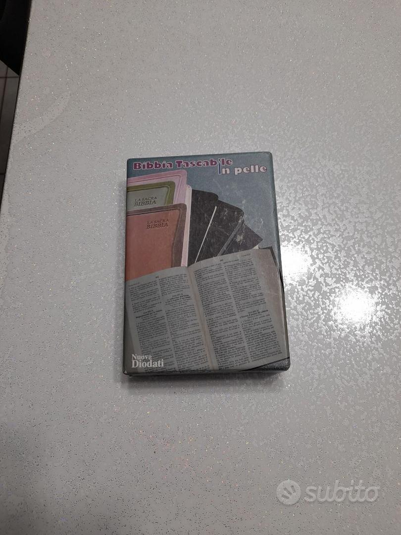 La Sacra Bibbia ( formato tascabile) - Libri e Riviste In vendita a Torino