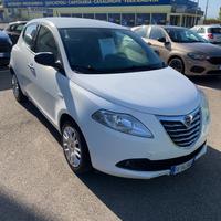 Lancia Ypsilon 1.2 69 CV 5 porte Gold