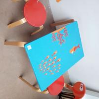 Tavolino gioco e 2 sedie