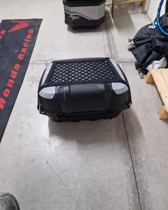 Bauletto Givi per 2 caschi 