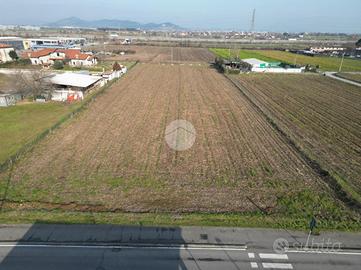 TER. RESIDENZIALE A CASTREZZATO