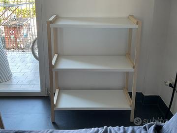 Scaffale a giorno Ikea EKENABBEN