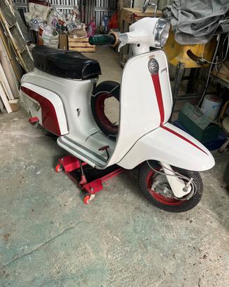 Lambretta j 50