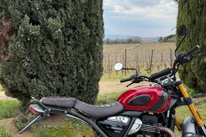 Triumph scrambler 400x