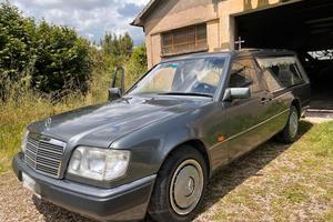Autofunebre Mercedes 250 anno 1993