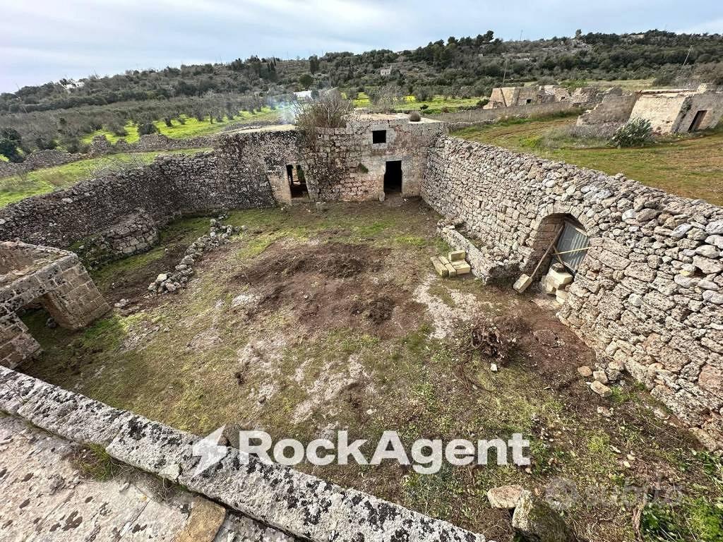 Rustico / Casale di 440 m² a Patù - Vista 4