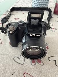 Macchina fotografica nikon p100