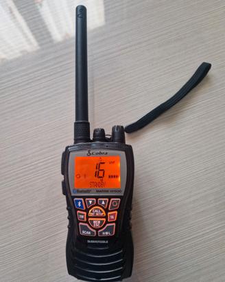 VHF portatile Cobra HH500 Bluetooth