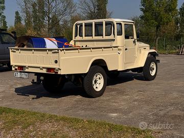 TOYOTA LAND CRUISER HJ45