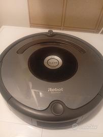 Robot aspirapolvere ROOMBA 