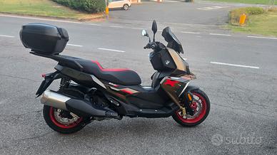 BMW C400X