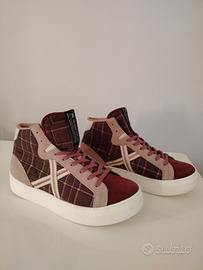 Sneakers Munich 38