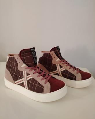 Sneakers Munich 38