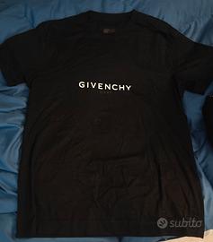 t-shirt Givenchy 