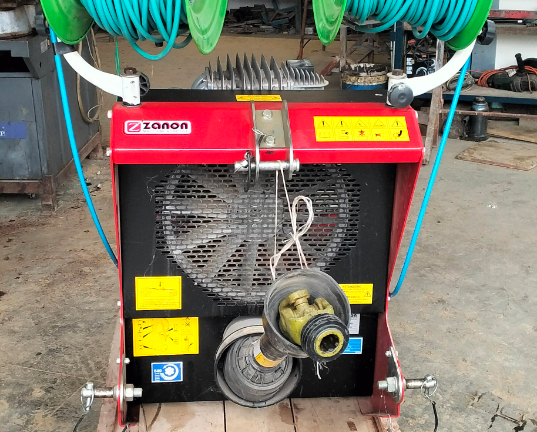 Compressore portato per olive abbacchiatore