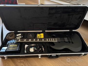 Chitarra ESP/LTD Viper baritona nera opaca