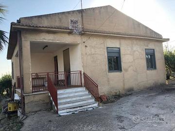 Villa di 4560 m² con più di 5 locali e box auto do