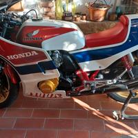 Honda CB1100R