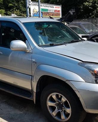 Toyota land cruiser kdj120 2009 -per ricambi