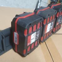 supporto a parete per batterie Parkside x20v 