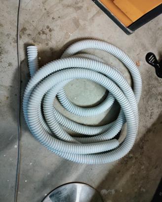 Tubo corrugato per acque chiare