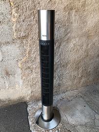 ventilatore AEG a colonnina dotato di telecomando