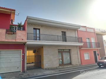 Indipendente zona centrale stabile intero