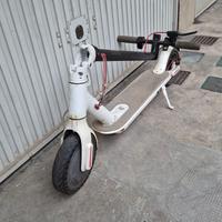 Xiaomi Mi Electric Scooter 2019