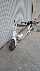 Xiaomi Mi Electric Scooter 2019