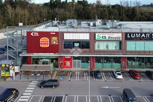 NEGOZIO A PESCHIERA DEL GARDA