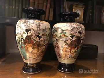 Vasi Satsuma antichi, Giappone, 1900, set di 2