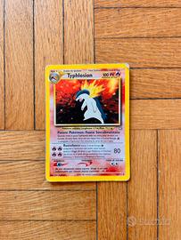 Typhlosion 18/111 Holo Genesis POKÉMON
