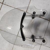 Parabrezza Triumph 6