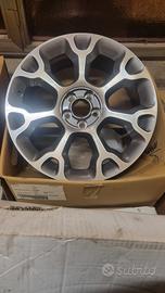 Cerchi in lega 17 pollici Fiat 500L