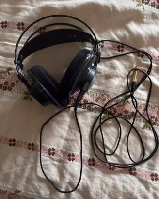 AKG K 702 Cuffie tradizionali