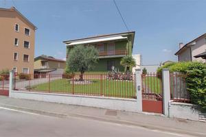 Casa Singola a Cornate d'Adda