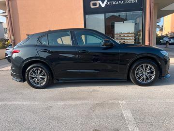 Alfa Romeo Stelvio Autocarro N1