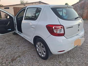 Dacia sandero 1.2 benzina 87000 chilometri
