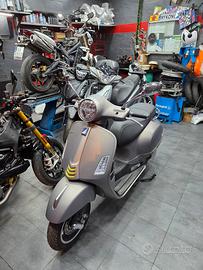piaggio vespa 300 hpe supertech 2024