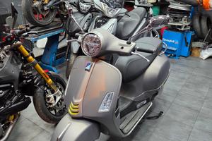 piaggio vespa 300 hpe supertech 2024