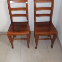 4 Sedie in legno massello